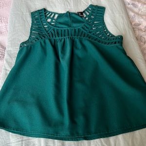 5 FOR $20 
Pretty Green Blouse